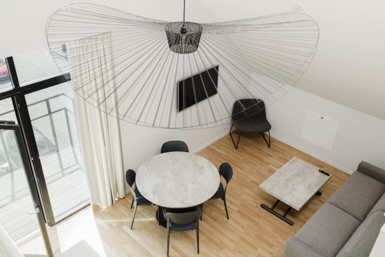 Sk67 Modern And Bright Loft With Free Parking Apartment Lidingö Exterior foto